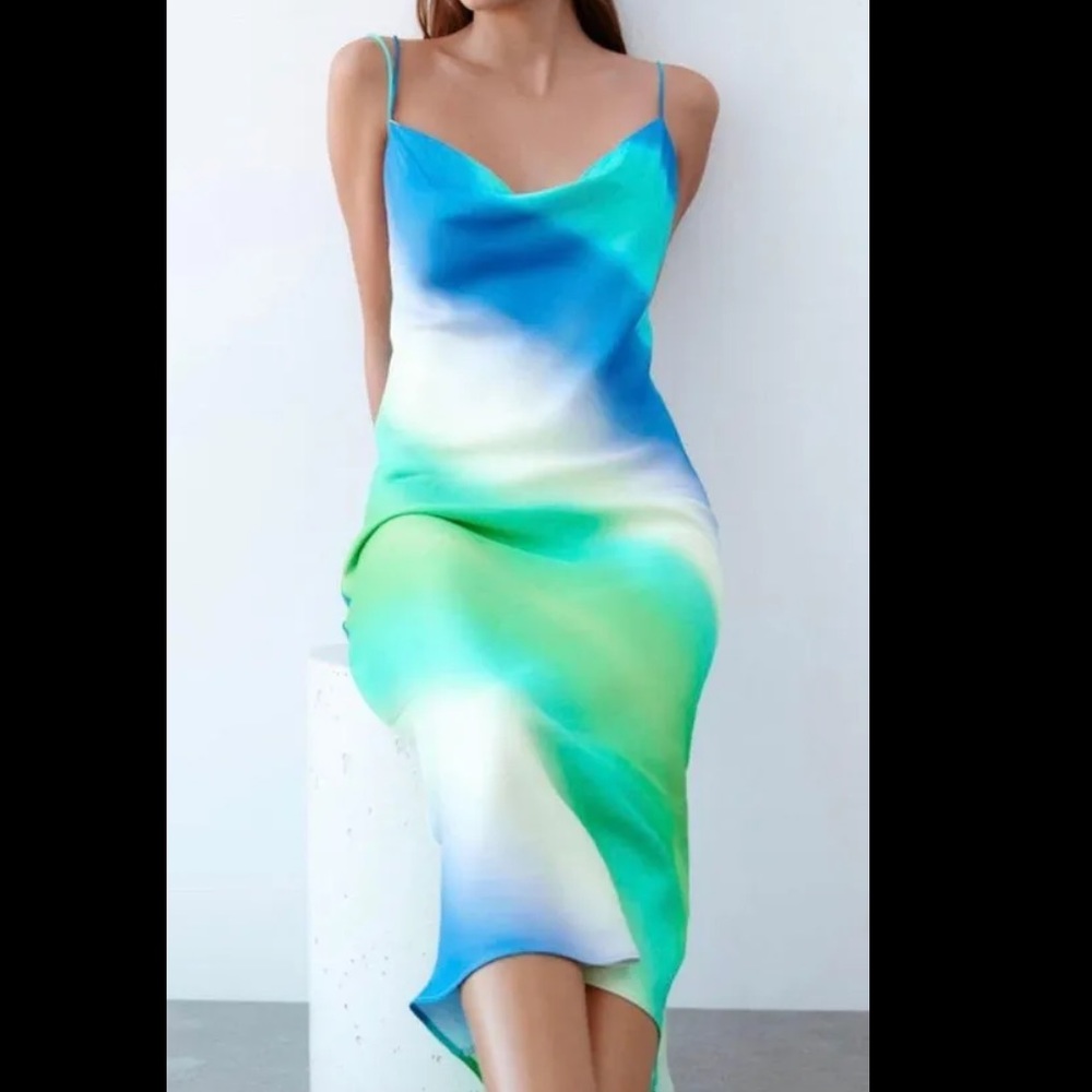 COPY - Zara dress. Silk and only worn once!